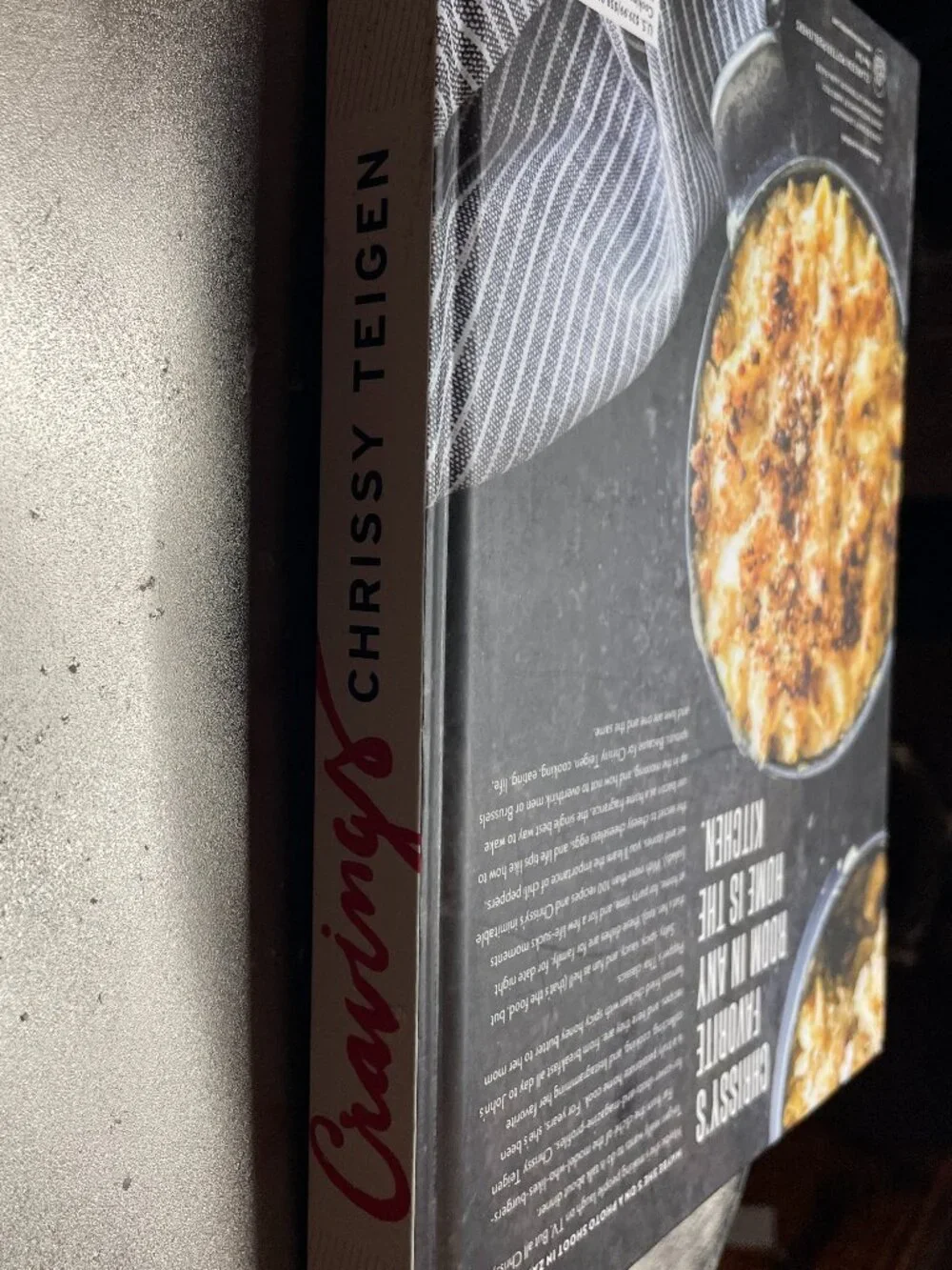 Cravings: Recipes for All the Food You Want to Eat by Chrissy Teigen